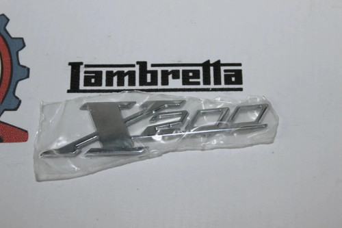 Scritta 200 anteriore - "x, 200"